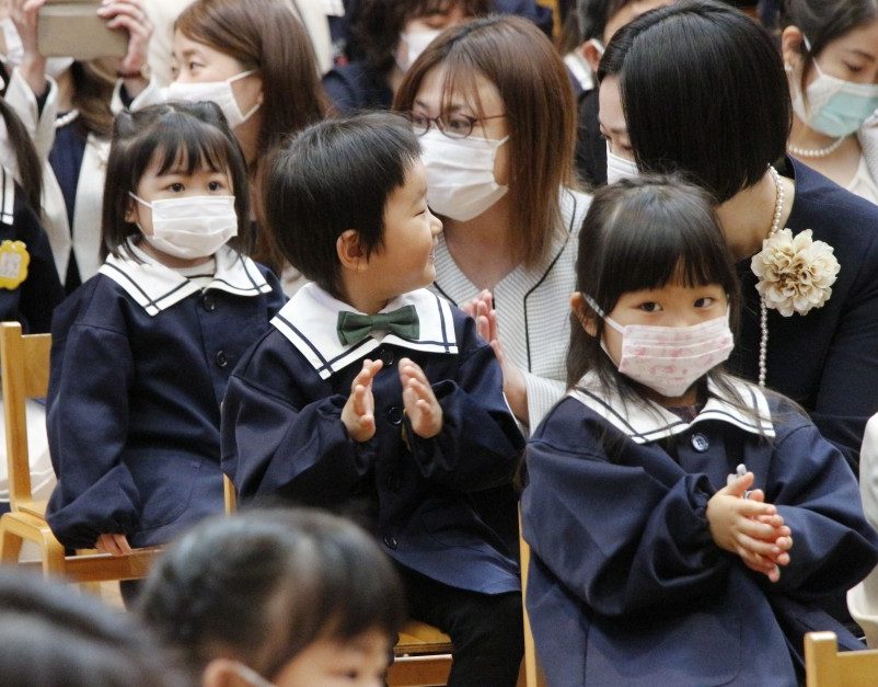 ファッション通販】 伊丹私立幼稚園 制服 白ゆり幼稚園 セットアップ