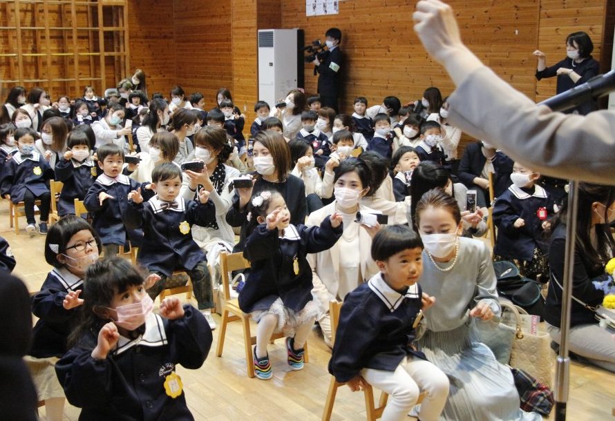 白ゆり幼稚園（兵庫県伊丹市）の制服など一式 - キッズ用品